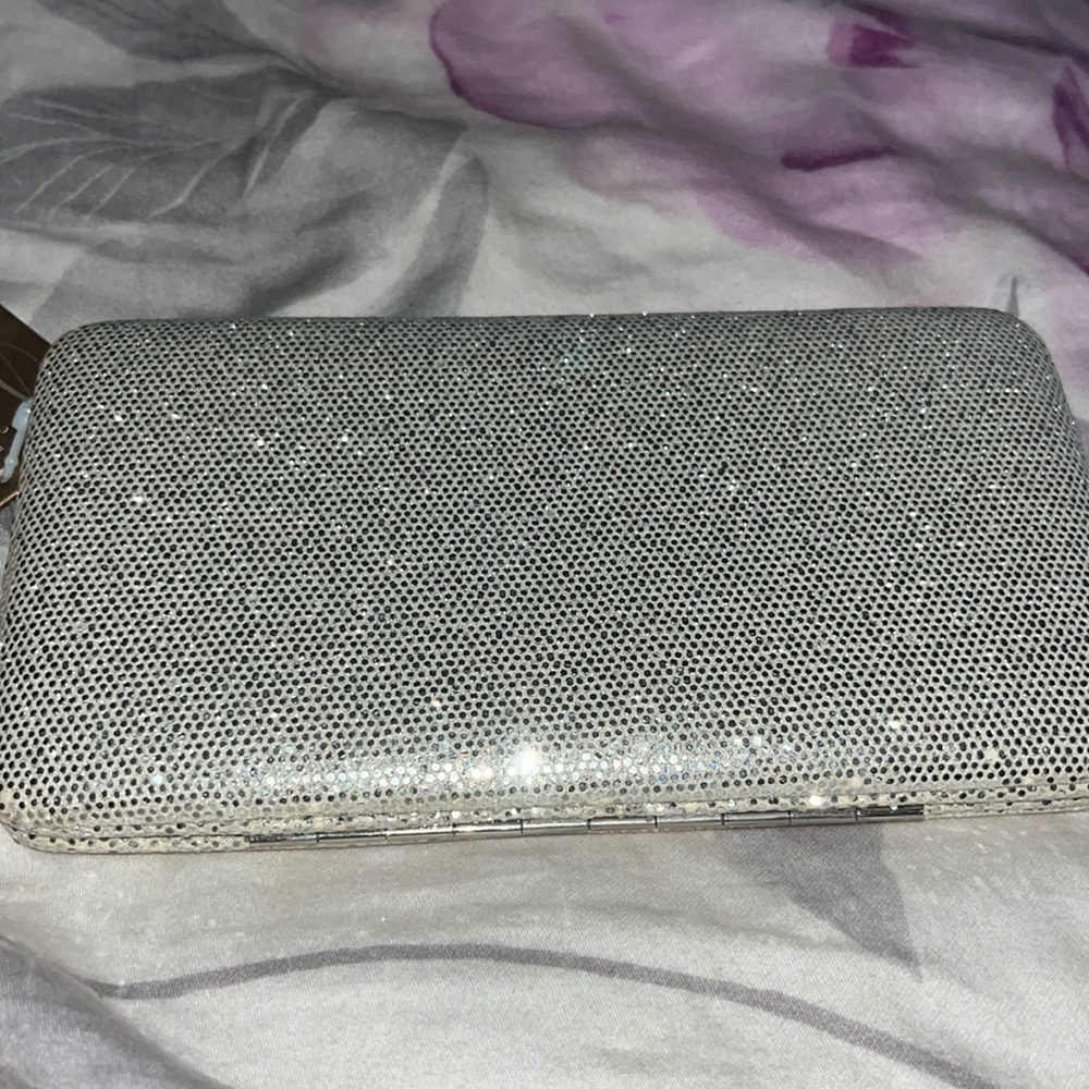 Francesca’s wallet | silver | nwt